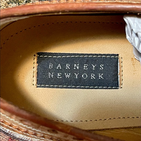 Barney’s New York Brown Leather Wing Tip Dress Shoes Size 42 or US Mens 9—-New - Picture 3 of 6